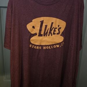Women's Short Sleeve Tee - Maroon
